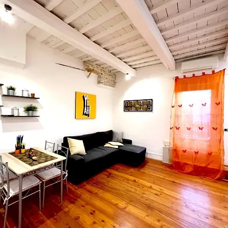 Daire Piazza Navona Luxury Nest *